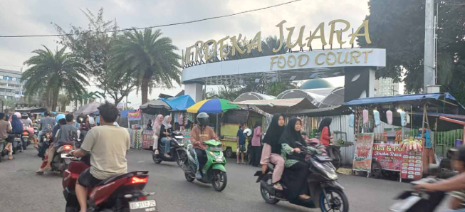 Food Court Merdeka Juara